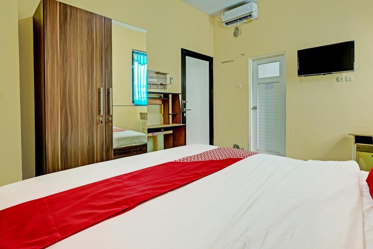 Oyo 91532 Malioboro Guesthouse Jogjakarta Buitenkant foto